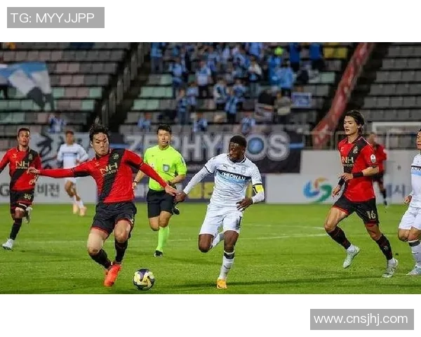 济州联主场迎战大邱FC争夺联赛关键三分的激烈对决